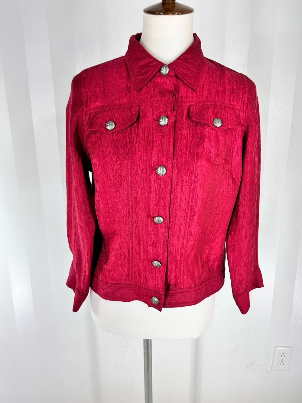 Hearts of Palm Red Crinkle Lightweight Button Front Jacket Sz 6